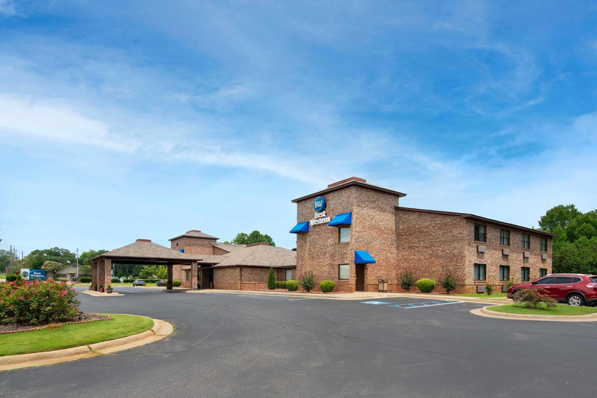 Best Western Auburn/Opelika Inn Exterior photo