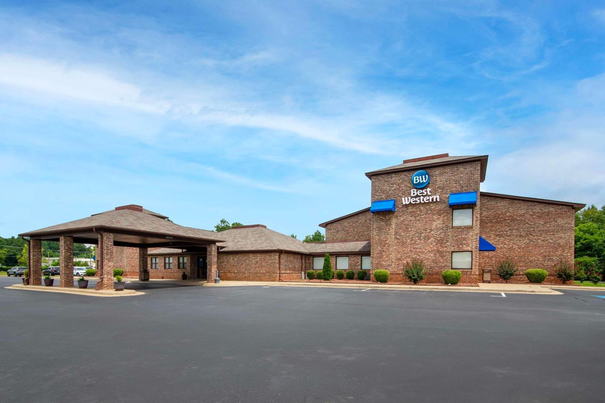 Best Western Auburn/Opelika Inn Exterior photo